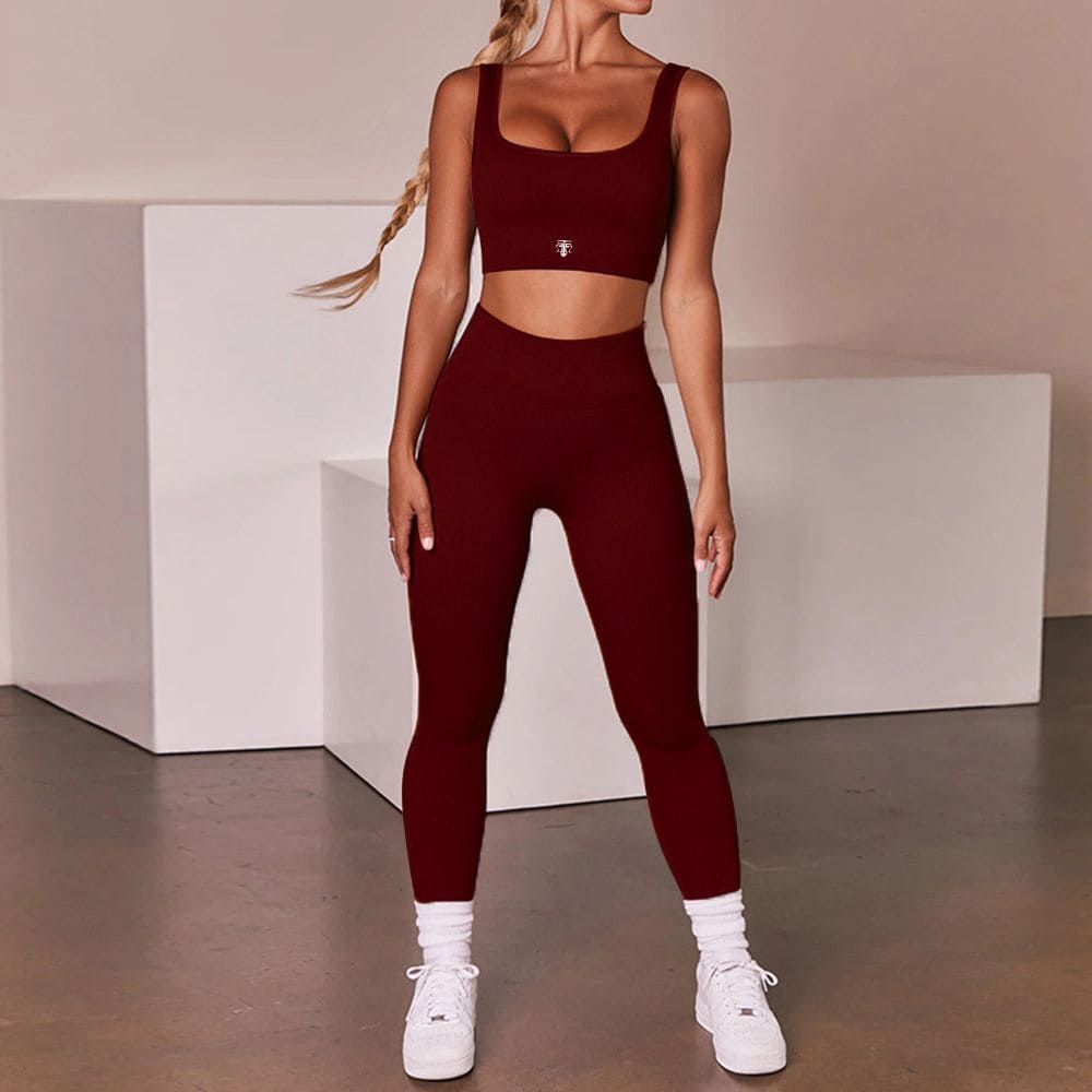 Conjunto Deportivo Essential Comfort Fit (Top + Leggings) - Imagen de 3