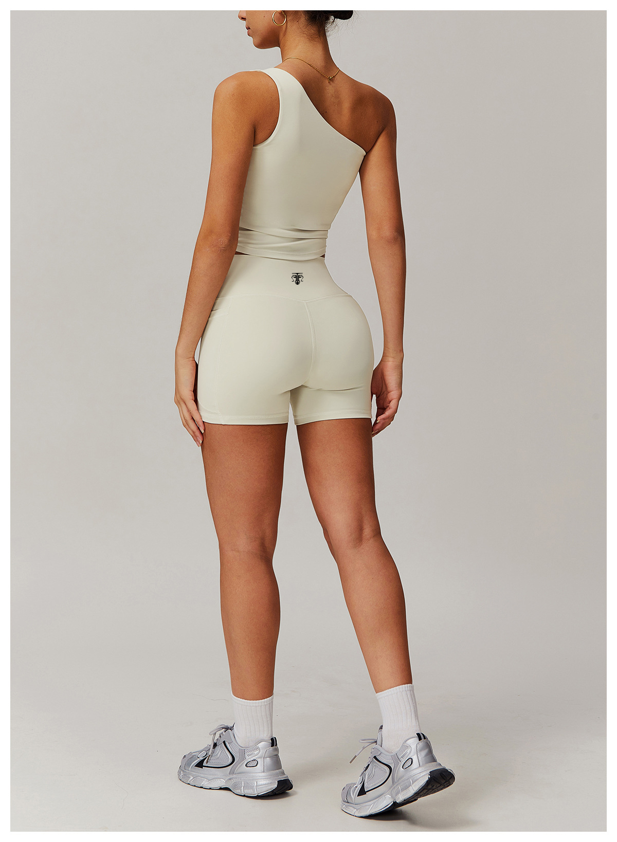 Conjunto Deportivo One Shoulder Sculpt Fit (Top + Short) - Imagen de 4