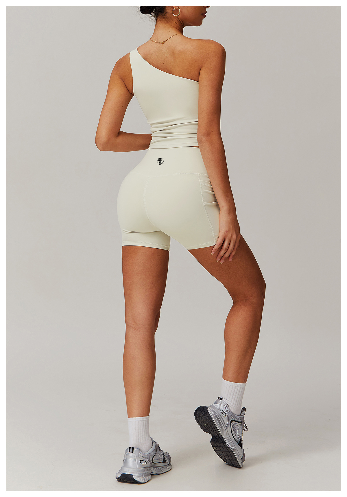 Conjunto Deportivo One Shoulder Sculpt Fit (Top + Short) - Imagen de 5